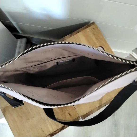 Kate Spade Crossbody Duffle Nwot - Picture 9 of 11